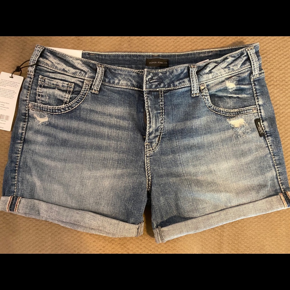 Silver Jeans Boyfriend Short